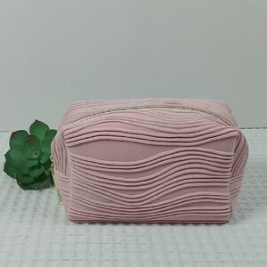 NWOT Lancome Pink/Gold Textured Make-up/Travel Bag